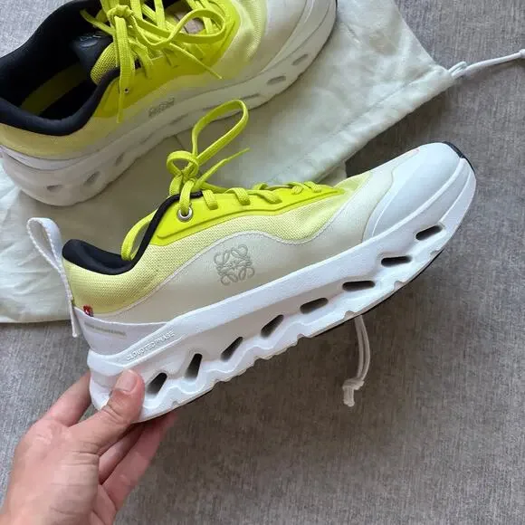 Authentic On Running x Loewe Cloudtilt 2.0 Shoes - Picture 6 of 6